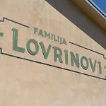 Familija Lovrinovi Retreat - Relax&reconnect Daire