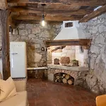 Familija Lovrinovi Retreat - Relax&reconnect Daire Zvoneca