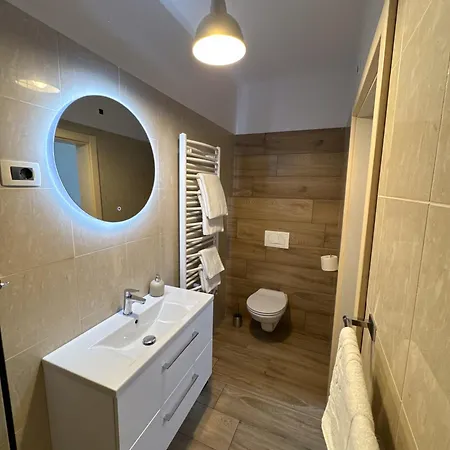 Familija Lovrinovi Retreat With Shared Pool