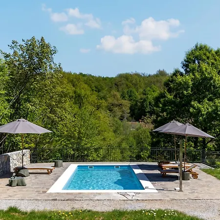 Lägenhet Nature & Pool Escape Lovrinovi *