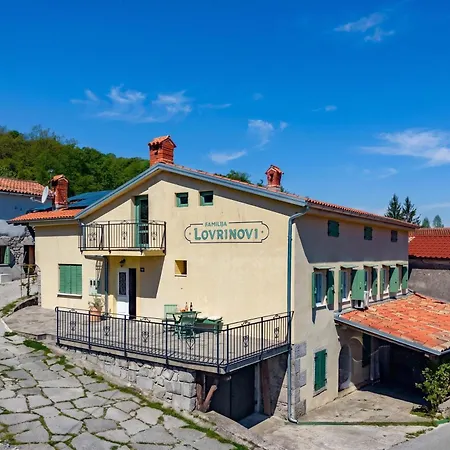 Nature & Pool Escape Lovrinovi Apartman