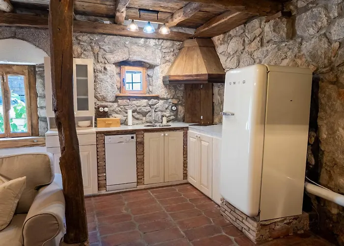 Familija Lovrinovi Retreat - Relax&reconnect Zvoneća